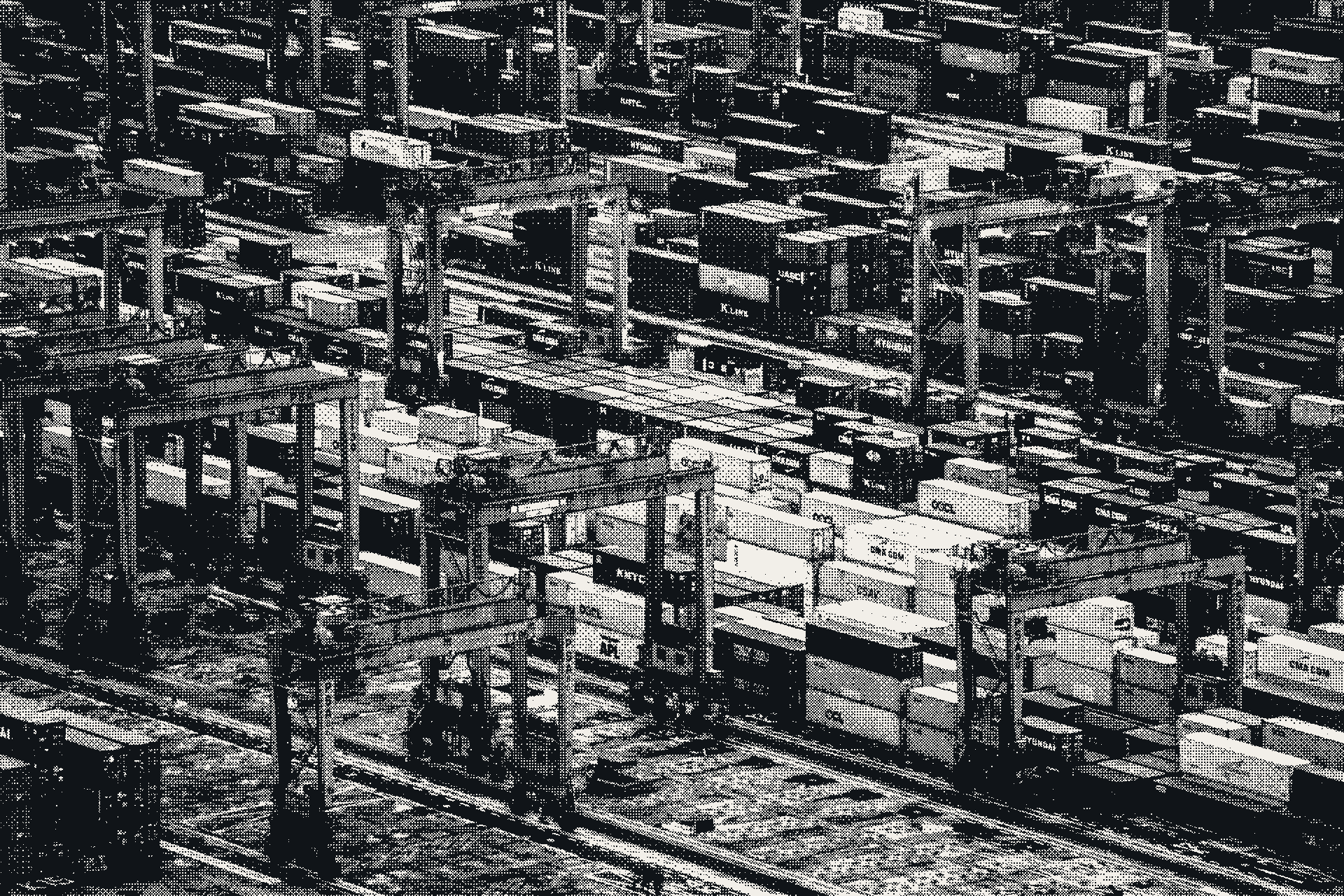 Terminal kontenerowy z suwnicami z lotu ptaka — dithering monochromatyczny (C.1 Mono)